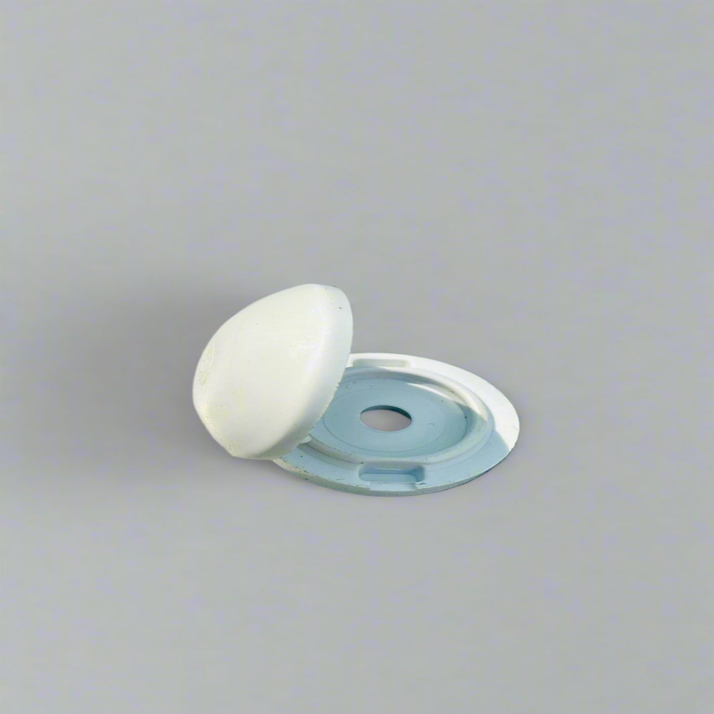 Single rubber washer screw for greenhouse or patio sheet installation