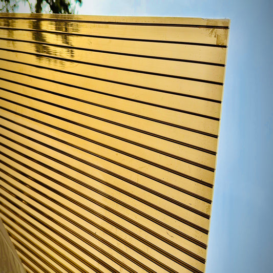 Durable bronze polycarbonate sheet with UV protection for greenhouses