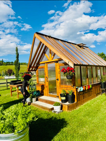 Greenhouse Kit 2026 – DIY to Fully Assembled Options (Polycarbonate Panels)
