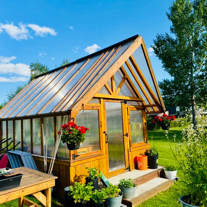 Greenhouse Kit 2026 – DIY to Fully Assembled Options (Polycarbonate Panels)