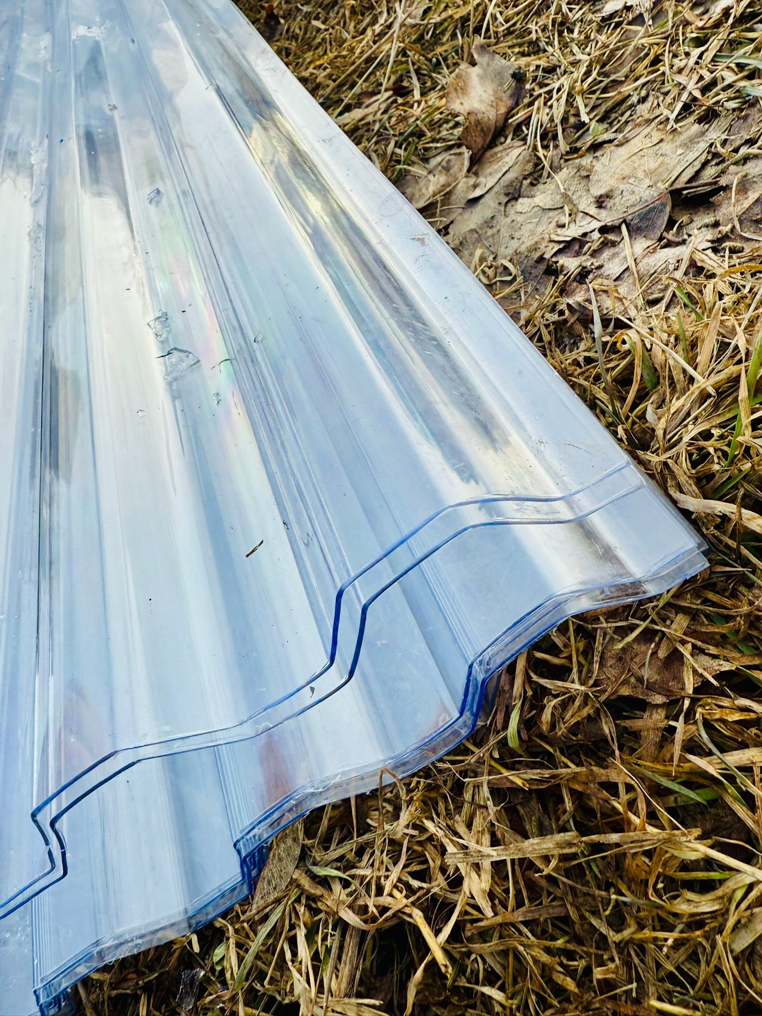 * Transparent PVC corrugated roofing sheet for patio and greenhouse use
